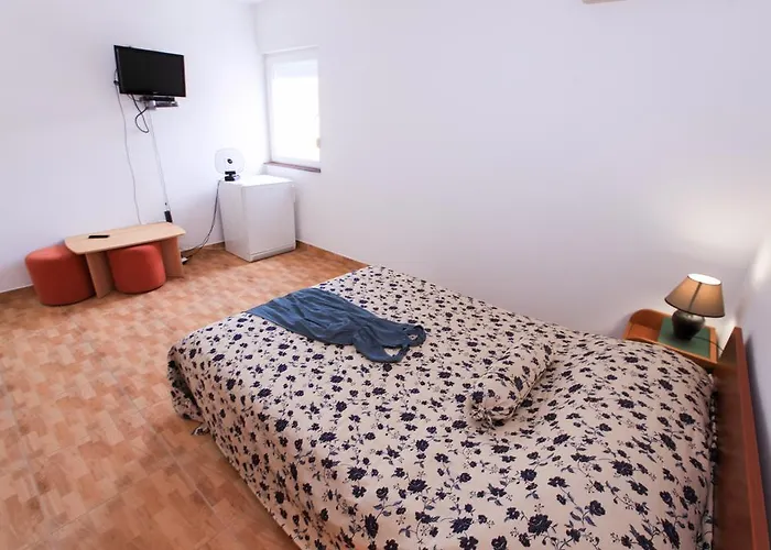 Gabrijela - Komarna Appartement *
