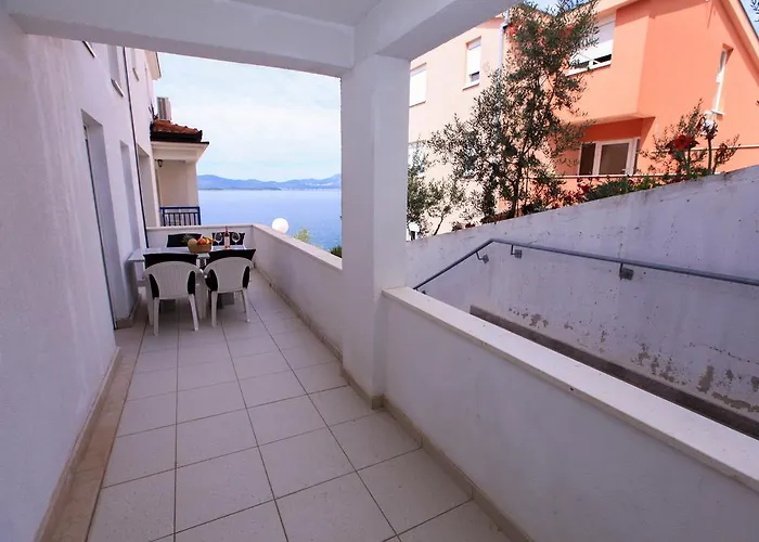 Gabrijela - Komarna Appartement Klek